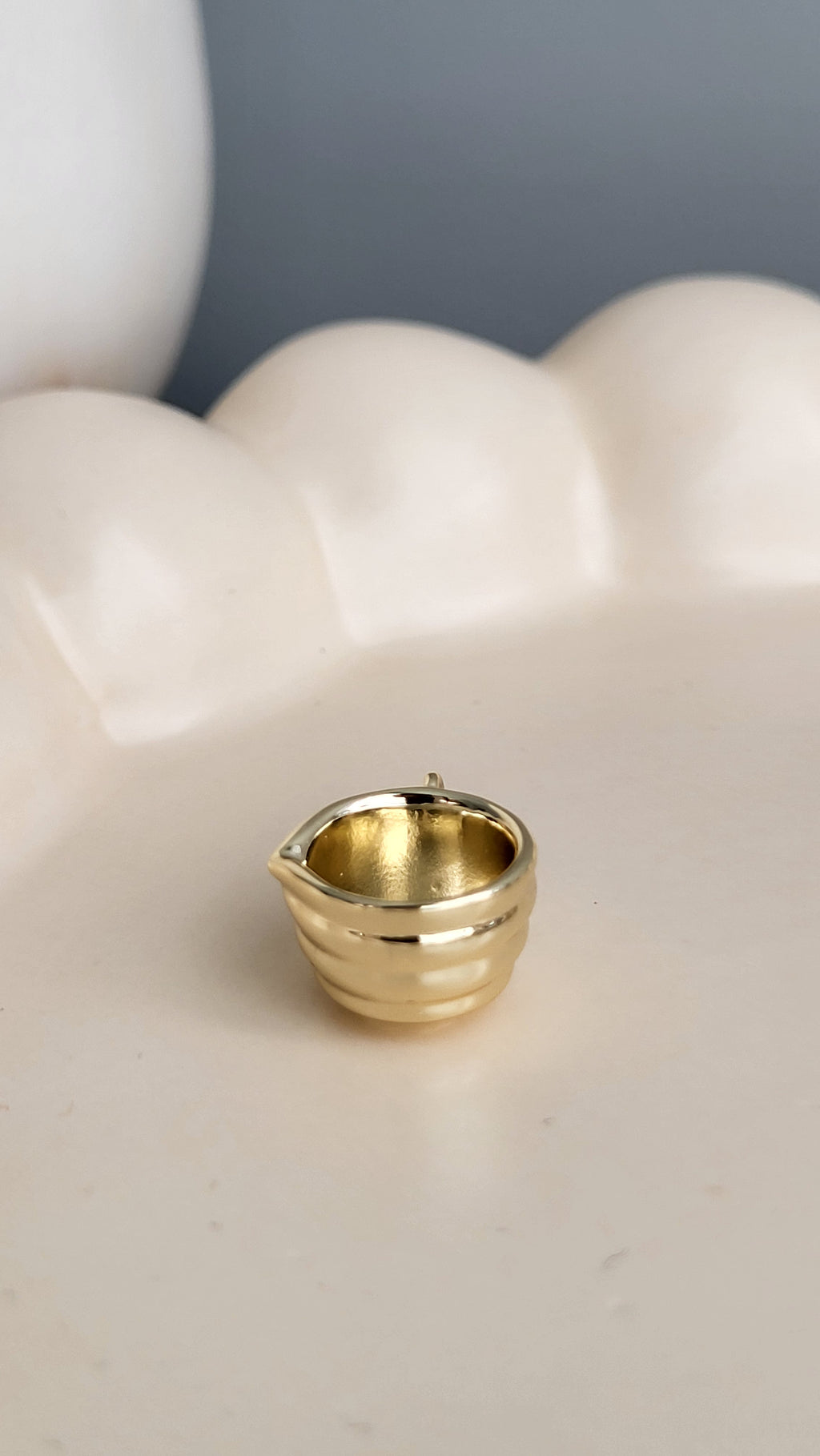 The Sui Matcha Bowl with Spout Charm in Silver or Gold