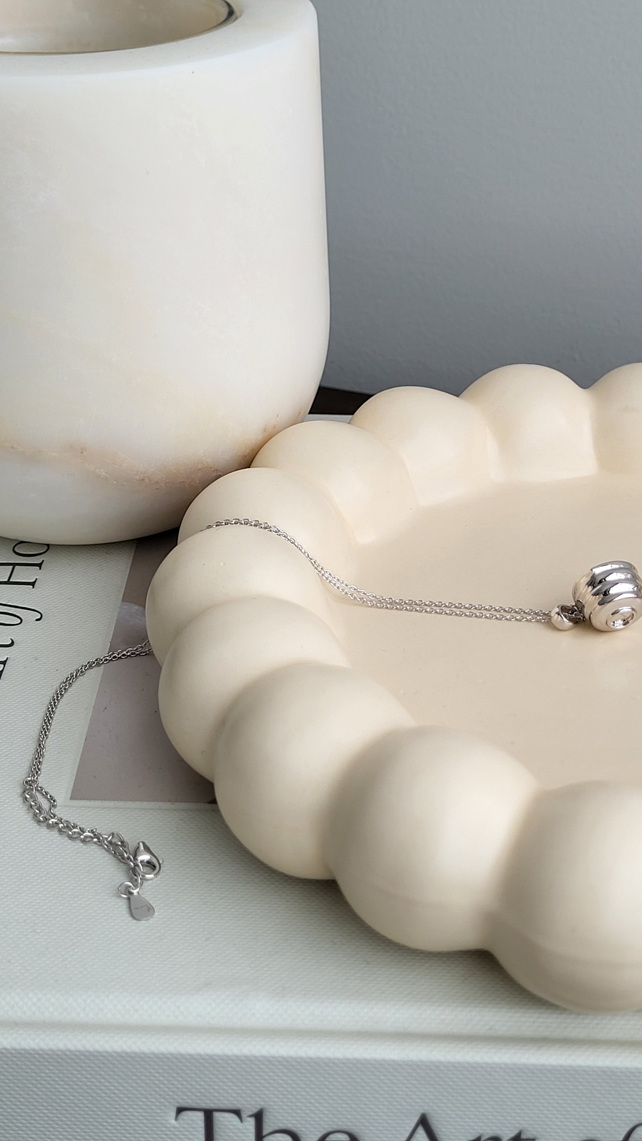 The Sui Matcha Bowl with Spout Necklace in Silver