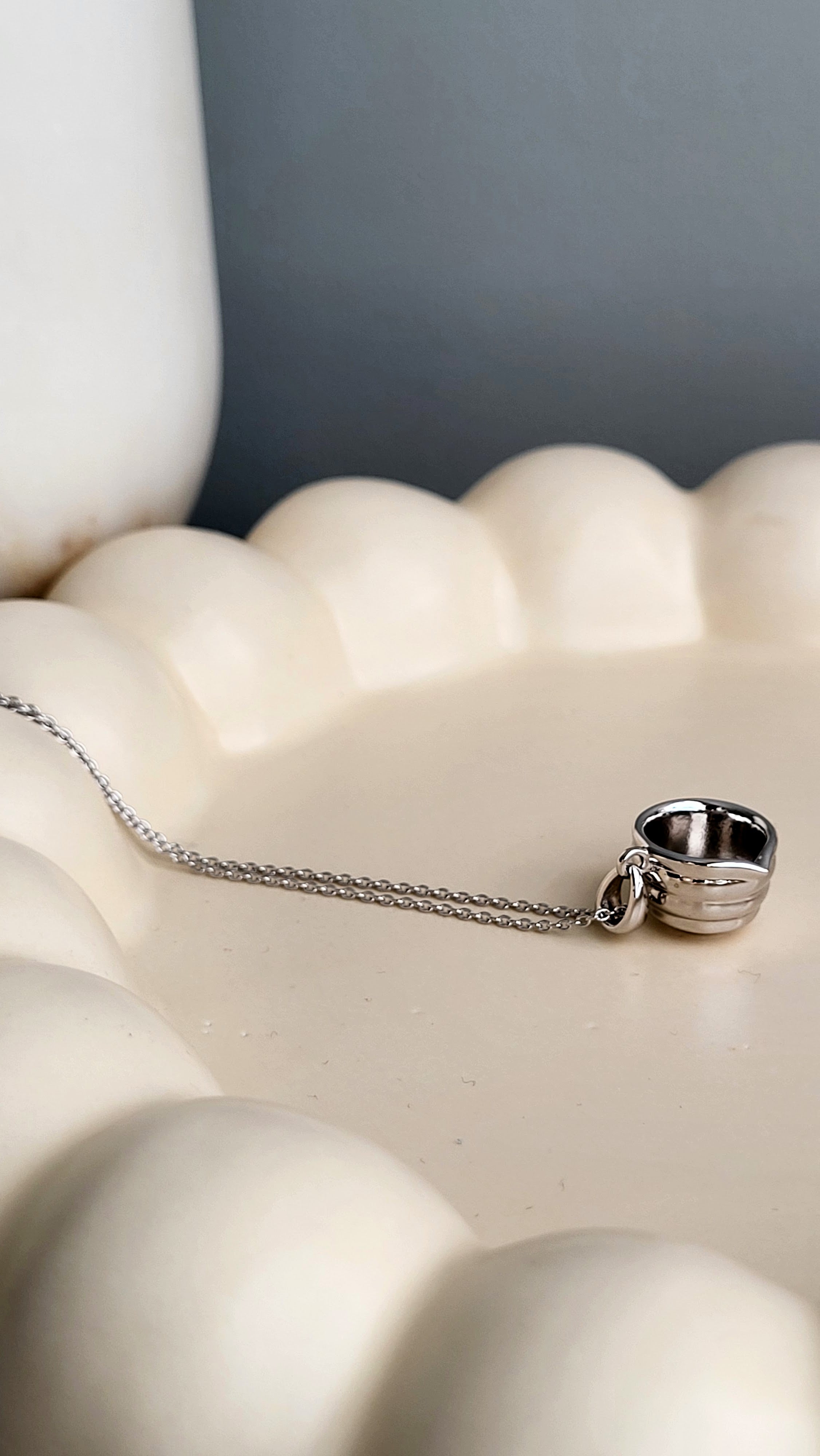 The Sui Matcha Bowl with Spout Necklace in Silver