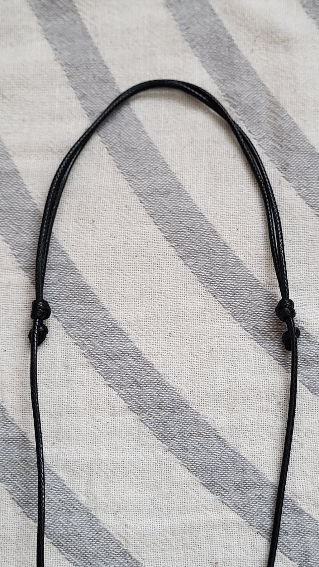 The Flow Tassel Necklace - Grey Agate and Grey or Green Tassel